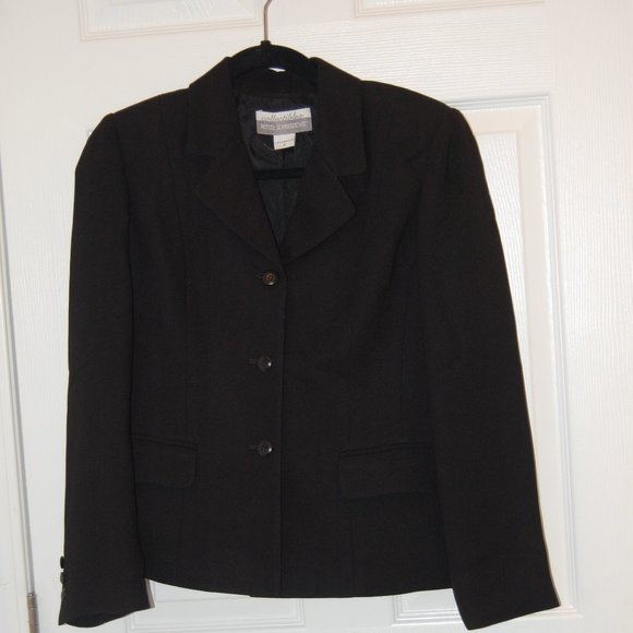 Collectables Petite Sophisticates Lined Women's 3 Button Black Jacket Size 4 - Picture 1 of 13